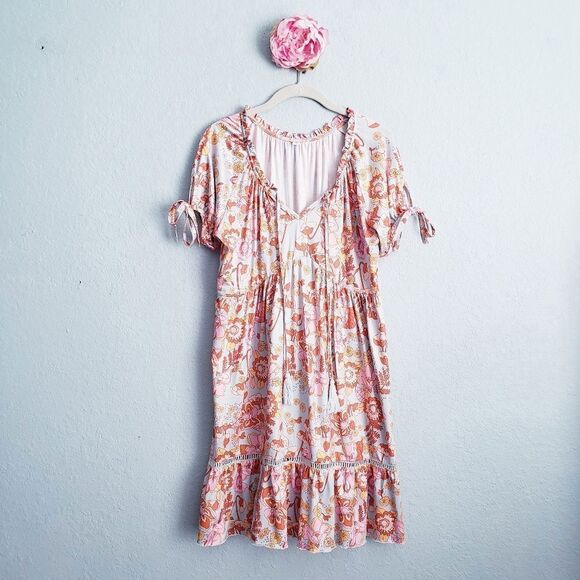 Bohemian Chic Floral V-neck Dress - Picture 1 of 8